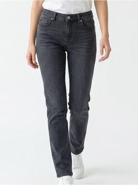 Cabi Jeans Slim Boyfriend‎ Dark Wash Denim Women's Size 10